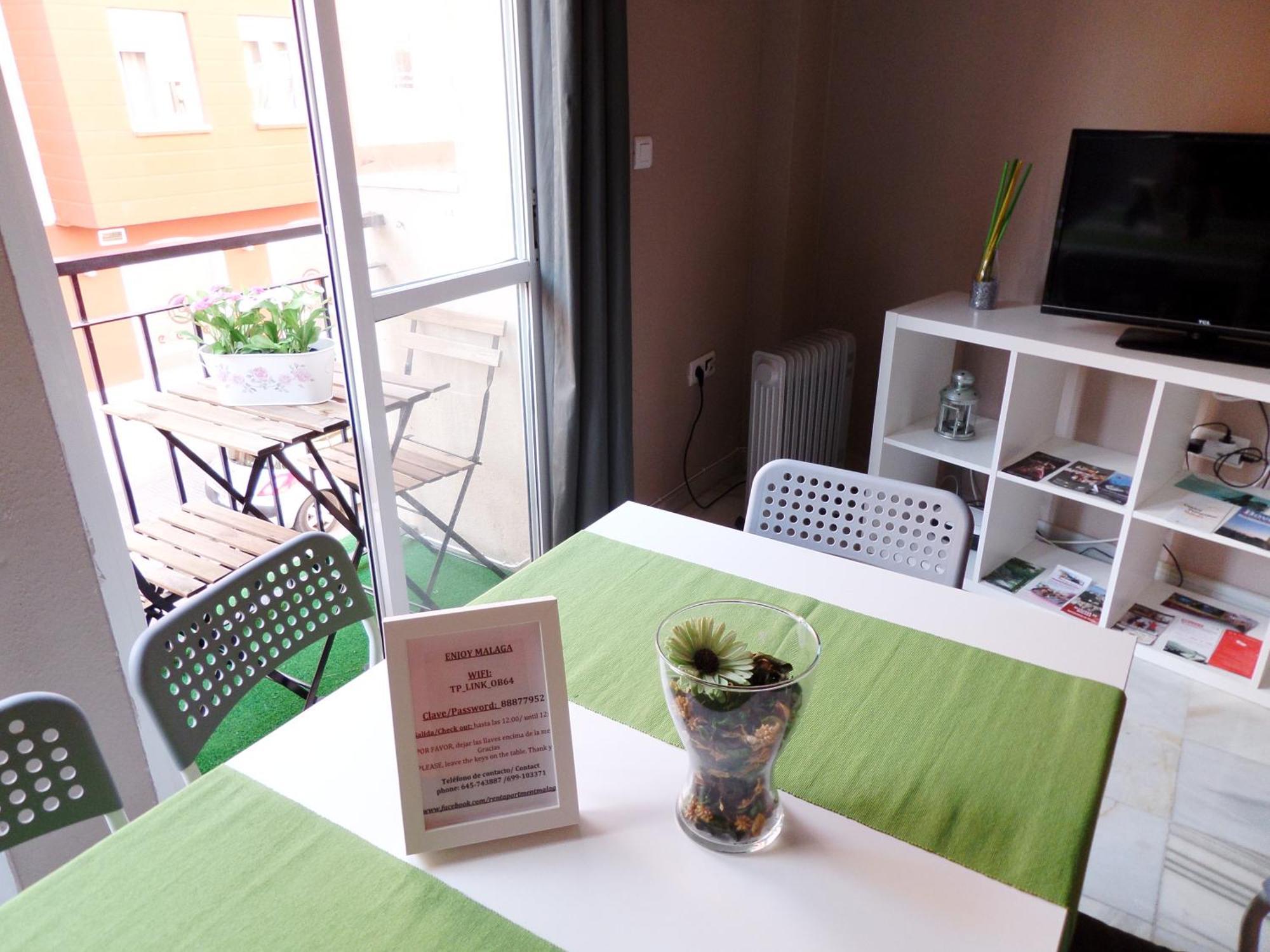 Enjoy Apart Centro Y Playa Zanca Apartman Málaga Kültér fotó